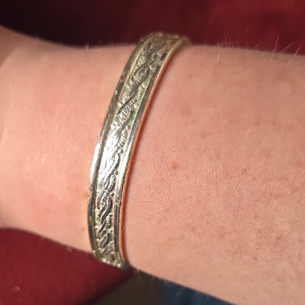 Montana Silversmiths Silver Stamped Engraved Filigree Bangle Cuff Bracelet💫